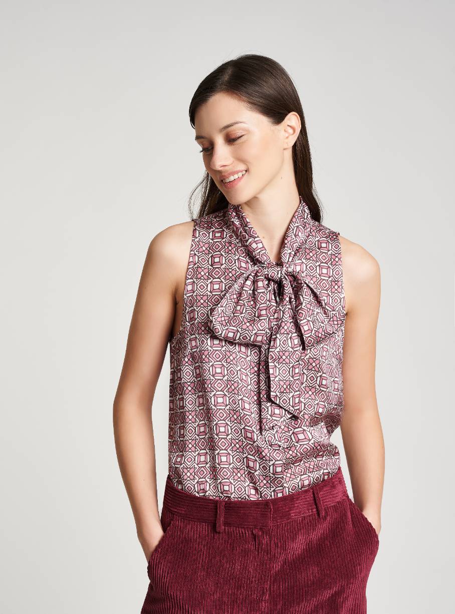 BLUSA