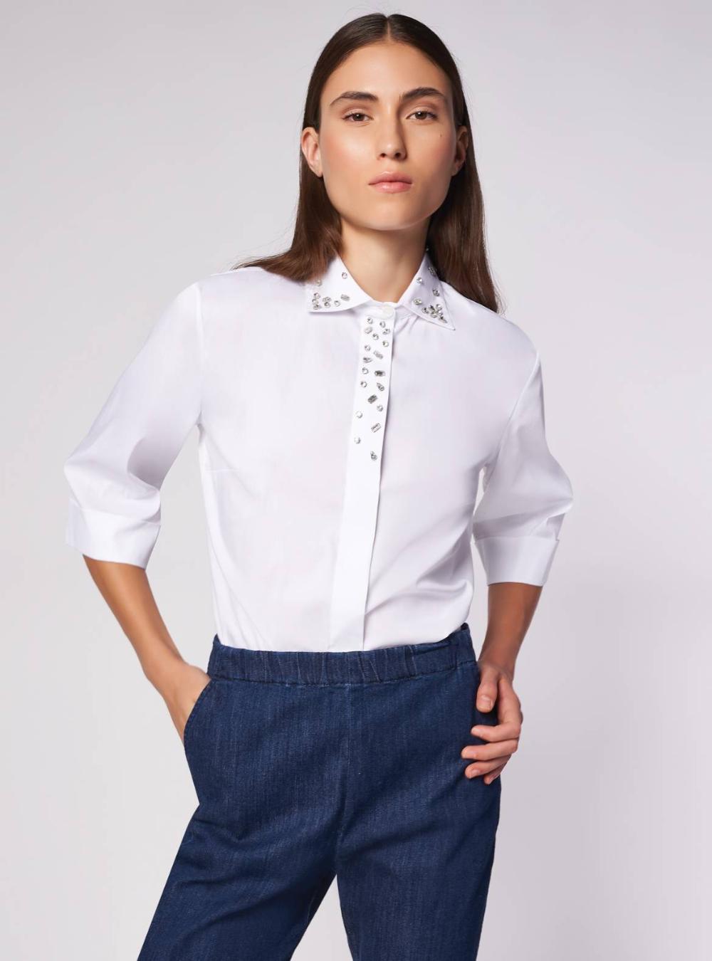 CAMICIA CON APPLICAZIONE VENTO