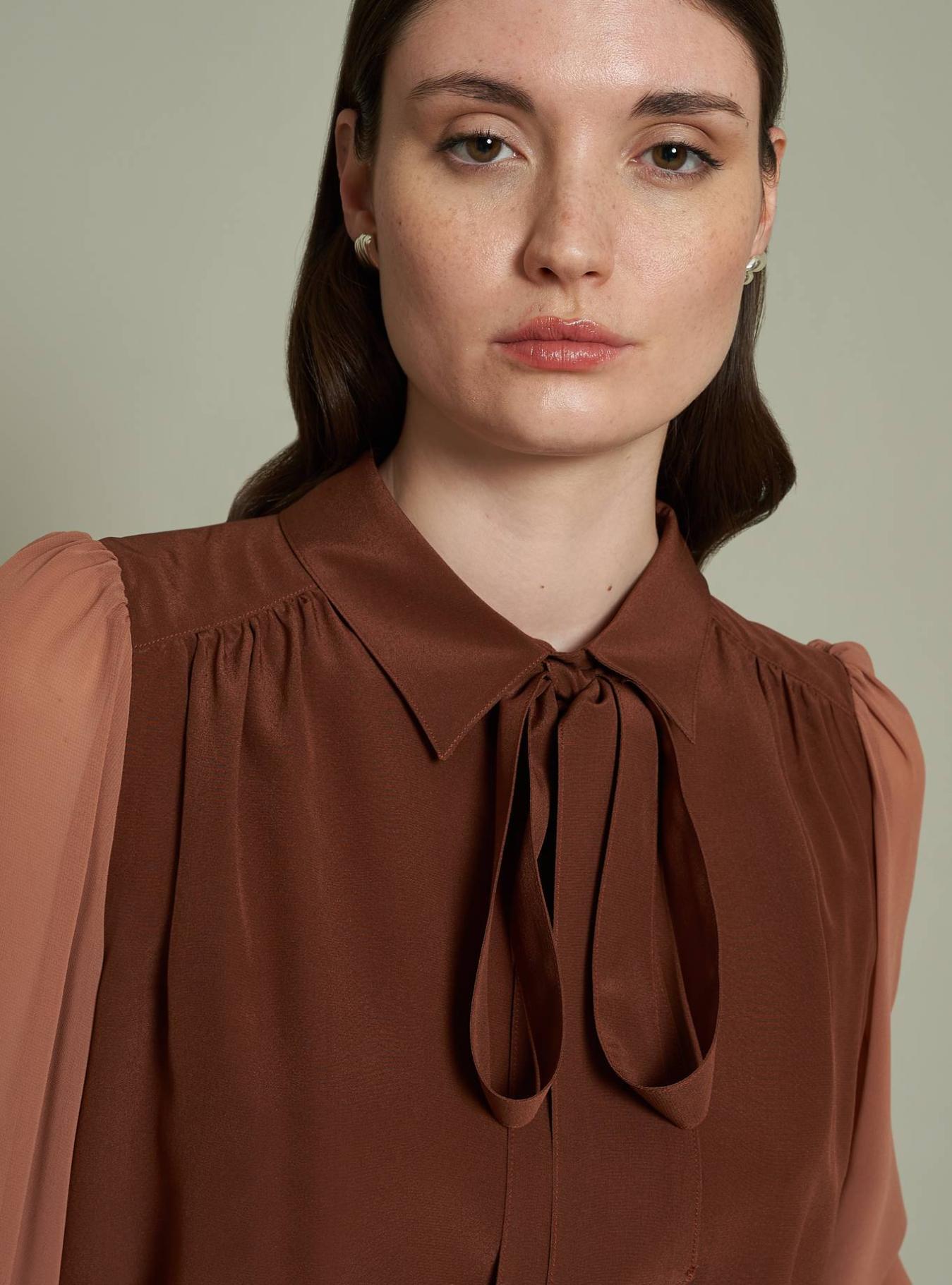 BLUSA CON CONTRASTO SOLSTIZIO