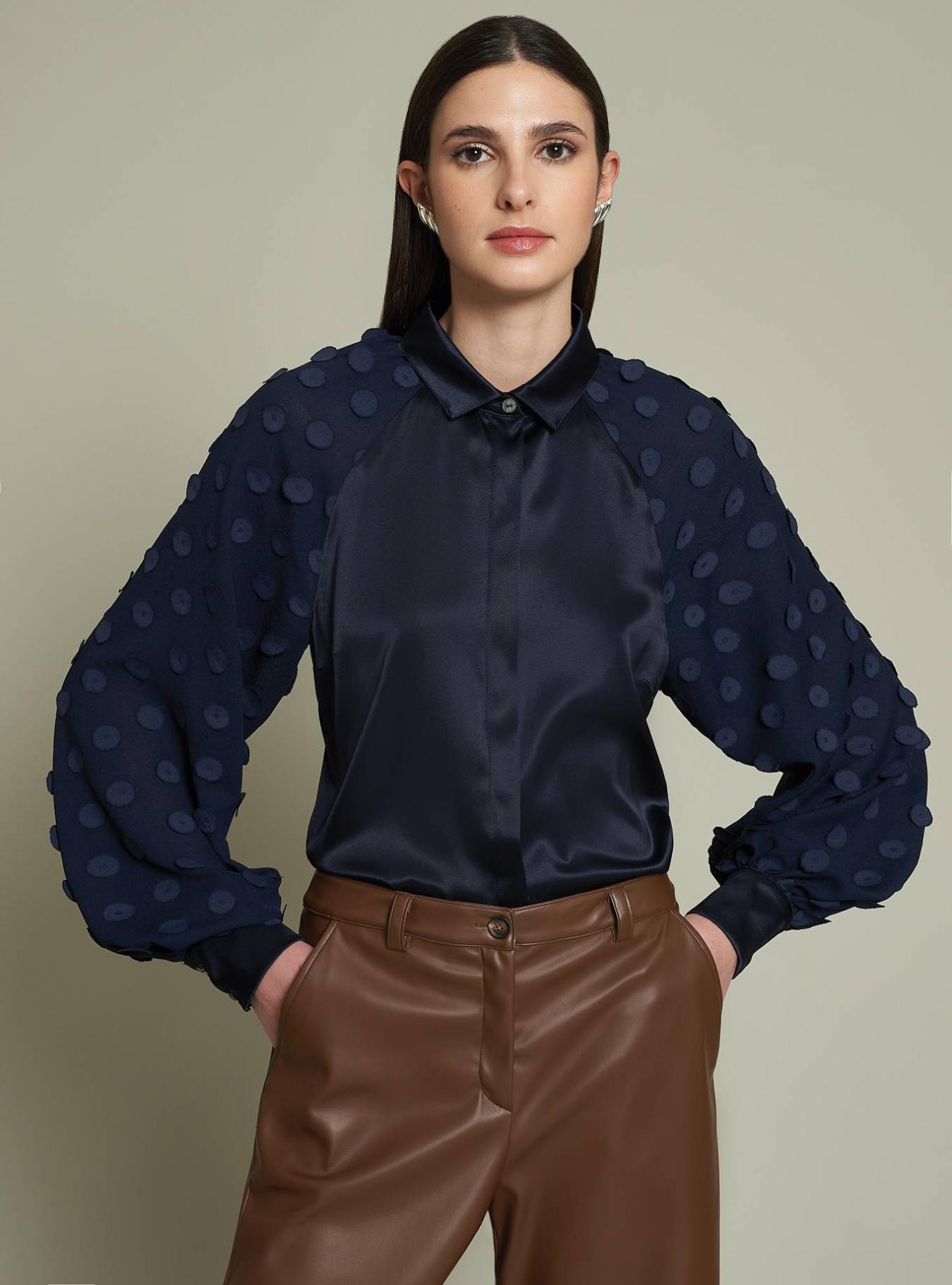 CAMICIA CON CONTRASTO ARGILLA