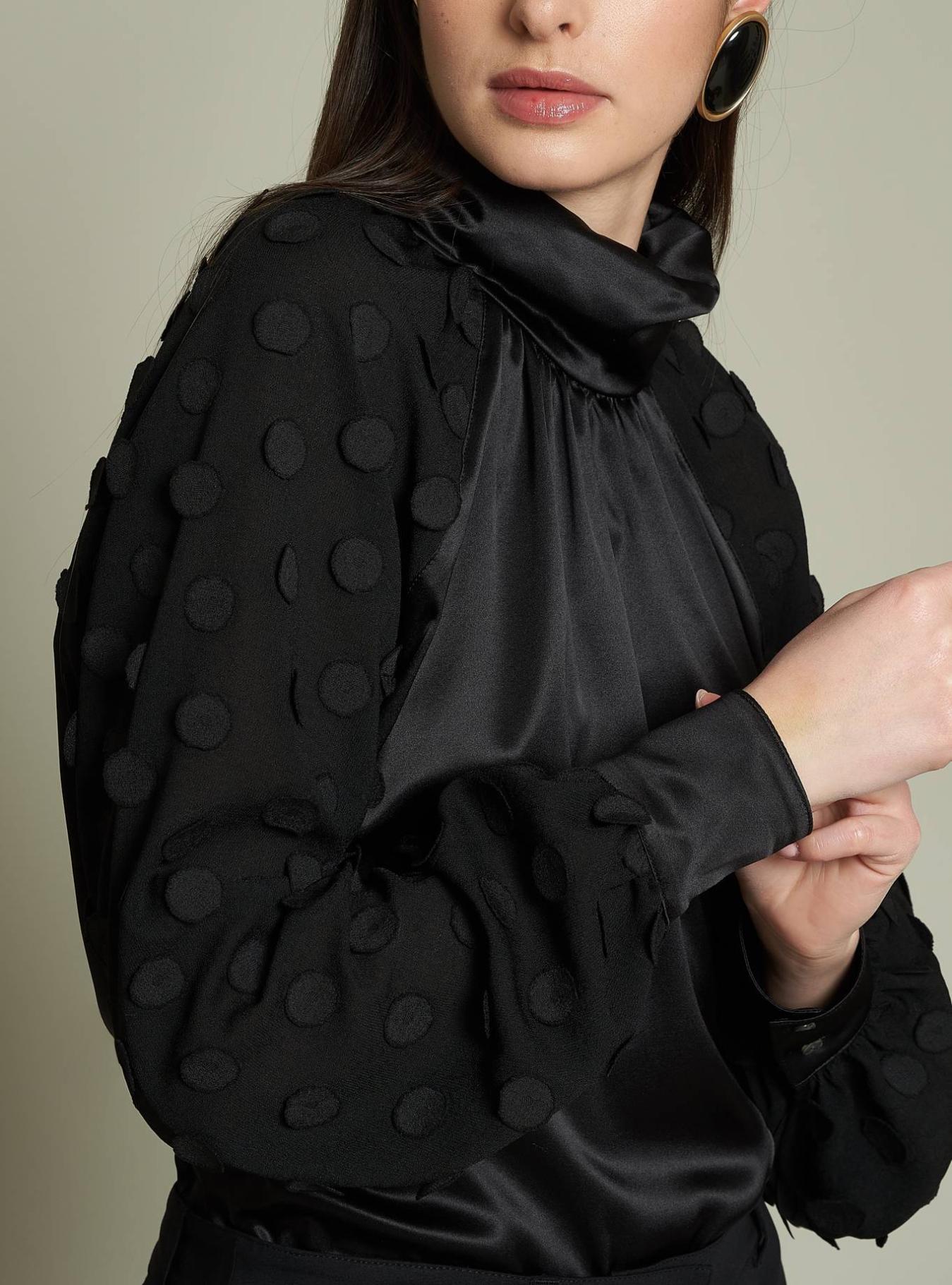 BLUSA CON CONTRASTO NEVE